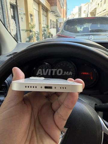 iPhone 13 blanc - 2