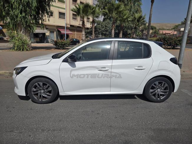 Peugeot 2O8 diesel toutes options 