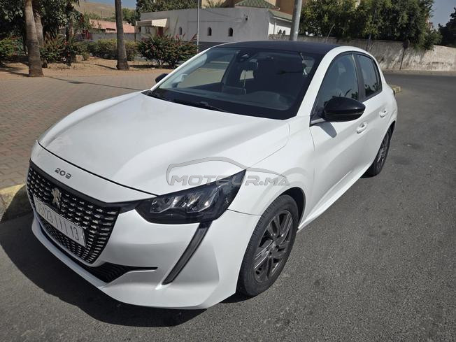 Peugeot 2O8 diesel toutes options 