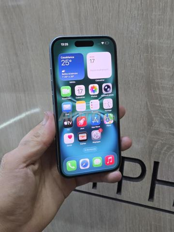 iPhone 16 128GB 100 batterie écran changé original - 2