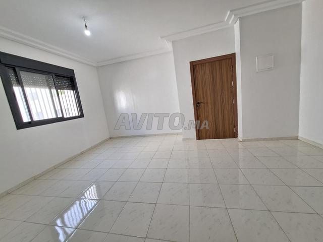Appart. neuf 60 m2 Sidi Maarof Cité - 2