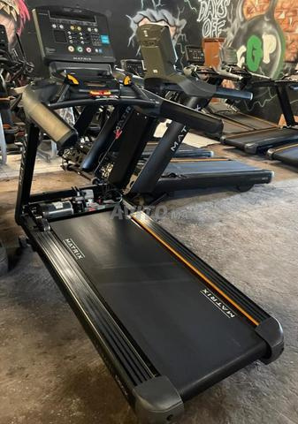 جهاز جري احترافي MATRIX T5X