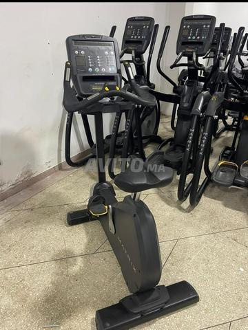 Matrix Recumbent Bike R5x – دراجة شبه مستلقية احترافية - 2