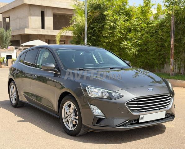 فورد فوكس تيتانيوم BVA من المالك الأول