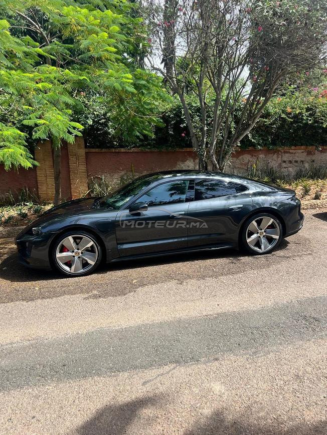 TAYCAN GTS 2022