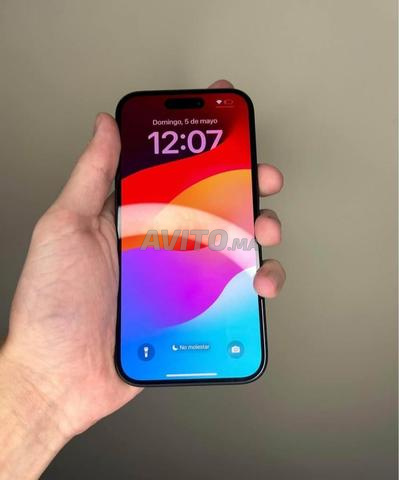iPhone 15 (256) - 2
