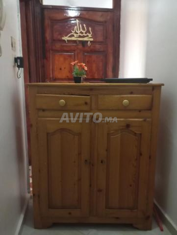 أبيع خزانة صغيرة مفيدة بحالة جيدة
