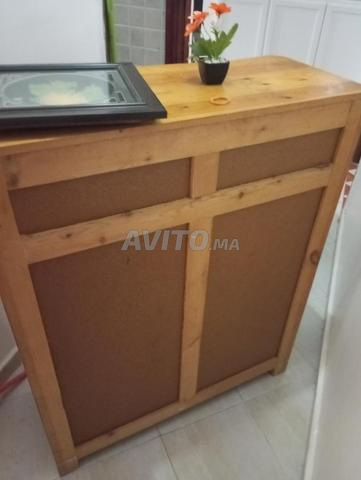 Je vends une petite armoire utile en bon état - 2