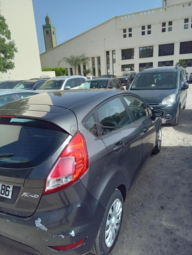 Ford fiesta très bon état à vendre