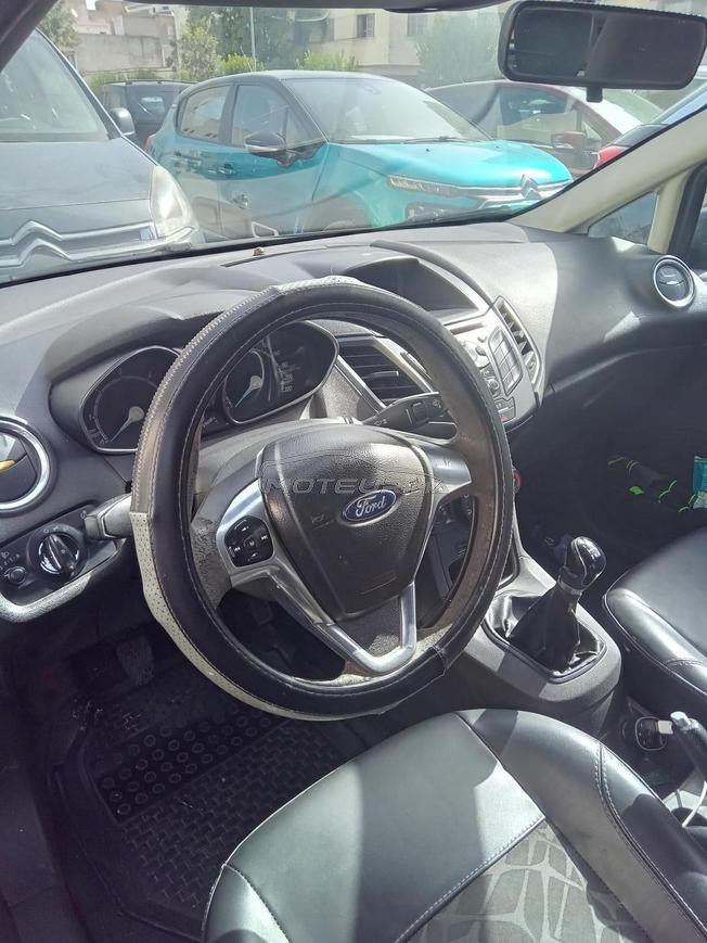 Ford fiesta très bon état à vendre
