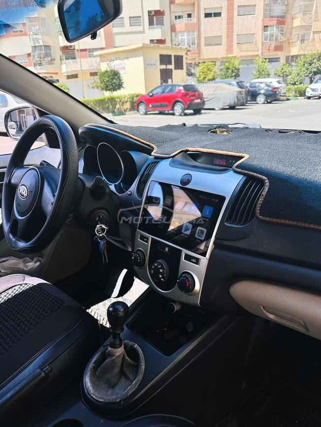 Kia cerato essence 