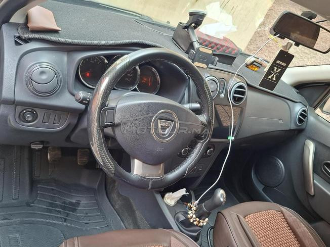 dacia logan 2014 très bonne état 