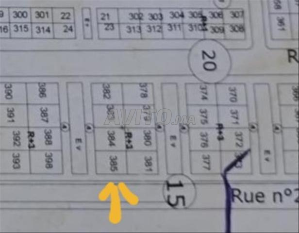 R3 أرض تجارية شوكة بواجهتين 140 متر