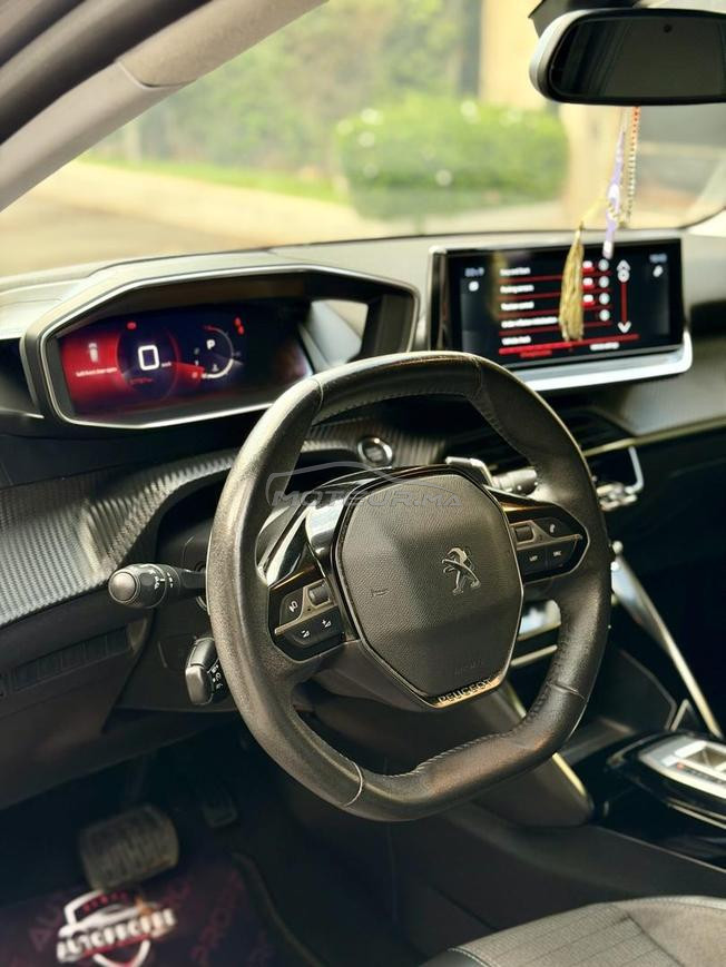 Peugeot 208 automatique 1er main