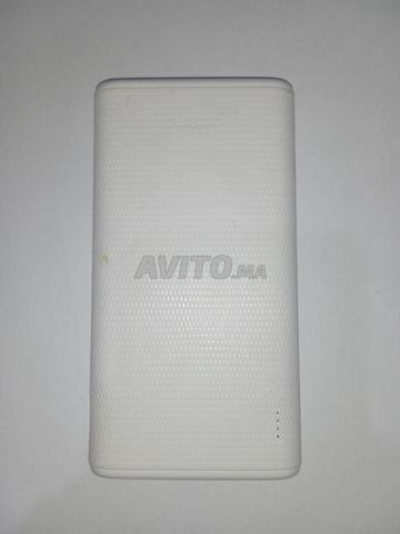 Batterie externe en bon état 10000 mAh de la marque Oraimo - 2