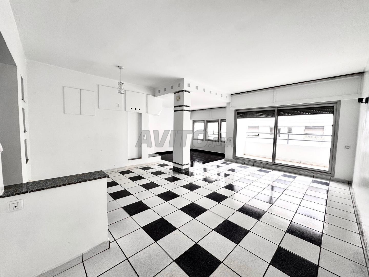 Bel appartement rénové et lumineux - Maarif