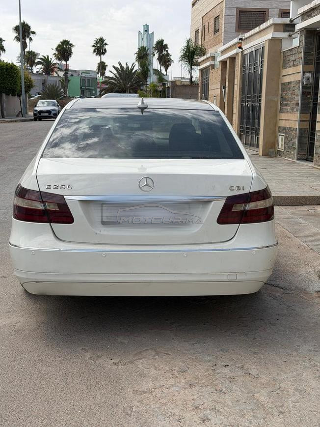 une mercedes 