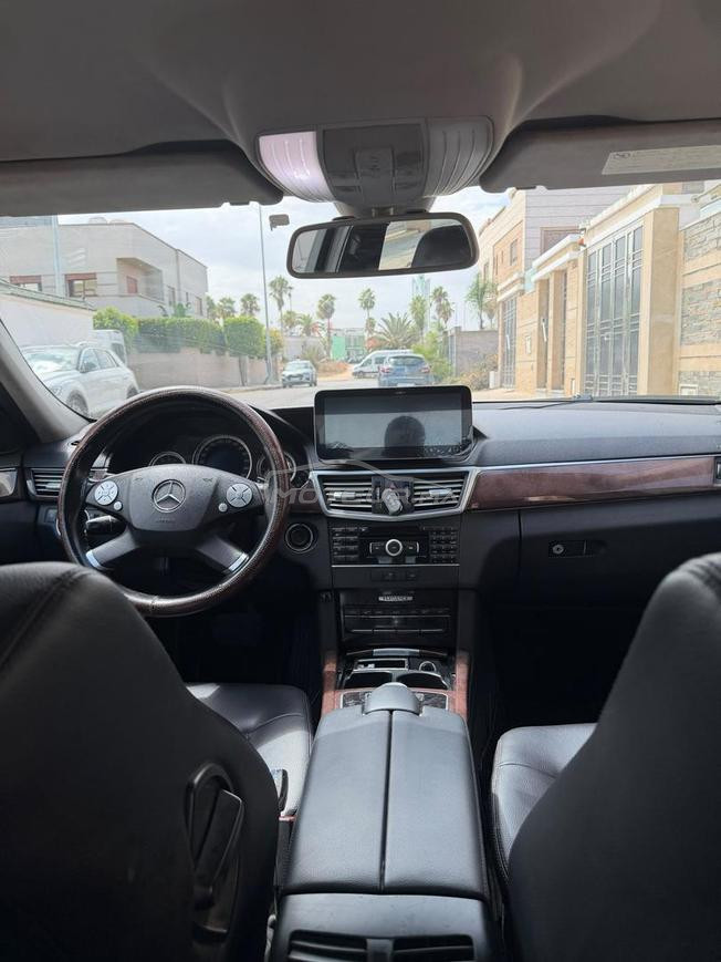 une mercedes 