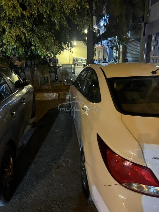 hyundia  accent automatique bon etat 