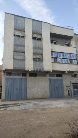 Maison à deux façades, carrefour sur rue principale - 2