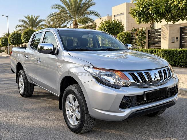 Mitsubishi l200 model 2016 