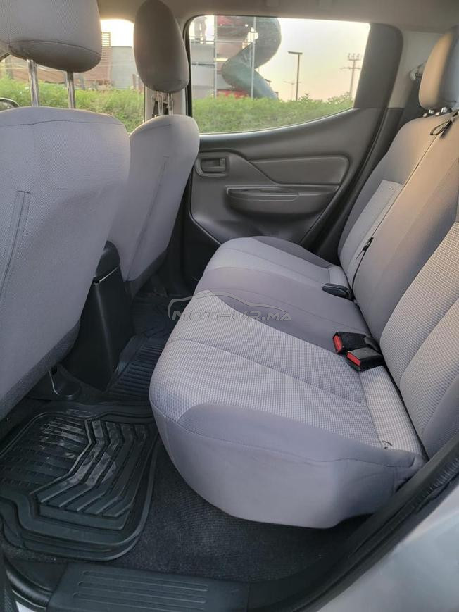 Mitsubishi l200 model 2016 