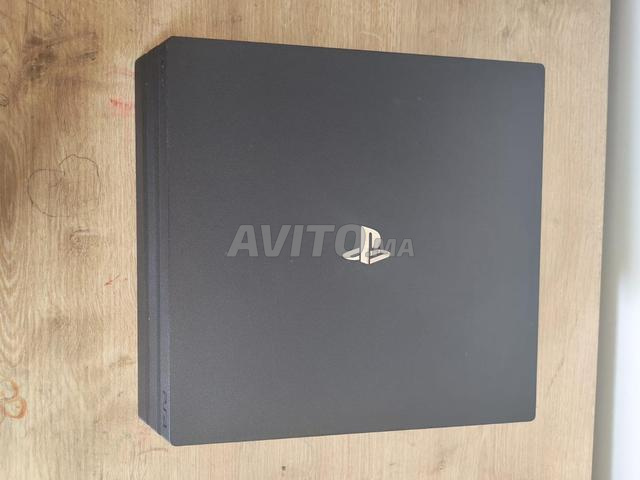 PS4 Pro (Espagne) prix négociable - 2