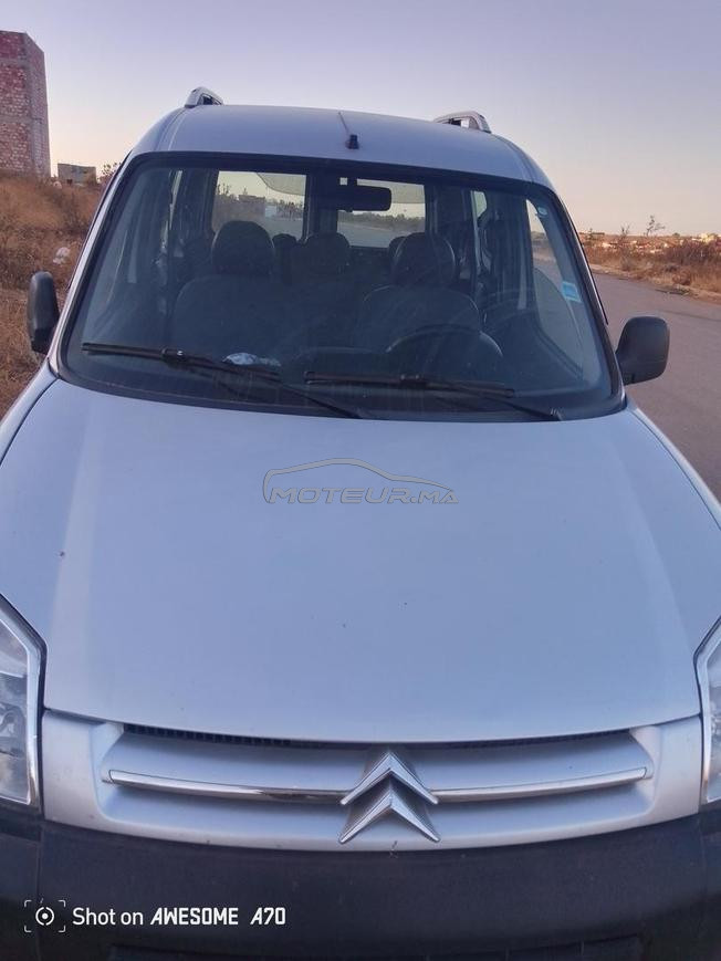سيارة بحالة جيدة