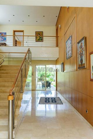 VILLA 2000M² À VENDRE À ANFA SUPÉRIEURE - 2