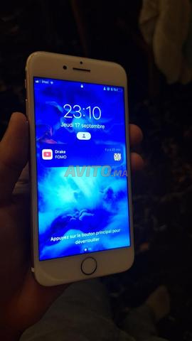 iPhone 7 normal encore très propre batterie 100% officielle - 2