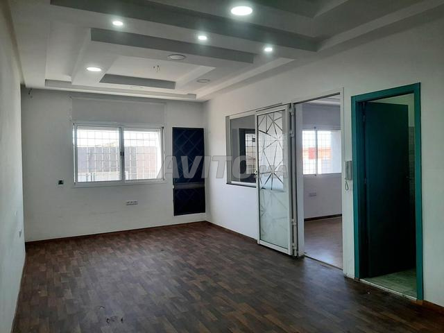 Bureau de 50 m² à Oulfa avec Ascenseur - 2