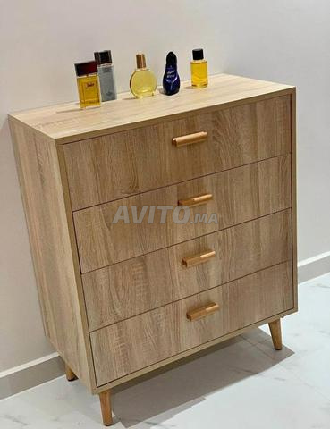 Commode scandinave avec 4 tiroirs - 2