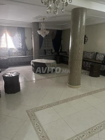 La Colombe Tétouan à côté de la mosquée