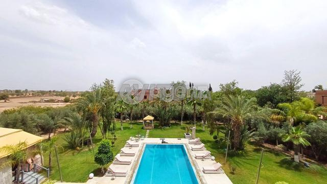 راك-AL-1086 - فيلا للبيع في طريق فاس