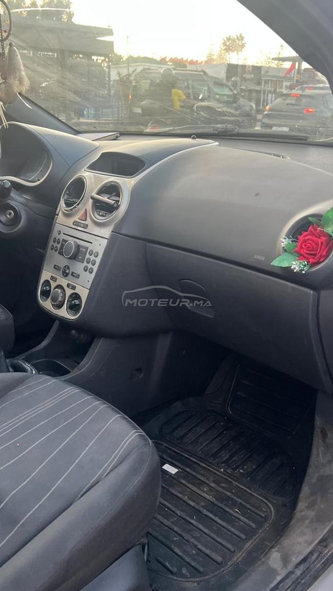 Opel Corsa Essence Manuelle 2007 à Casablanca