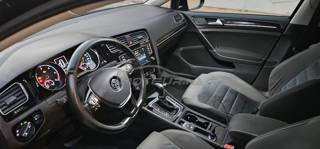 VOLKSWAGEN GOLF 7 1ER MAIN 2016