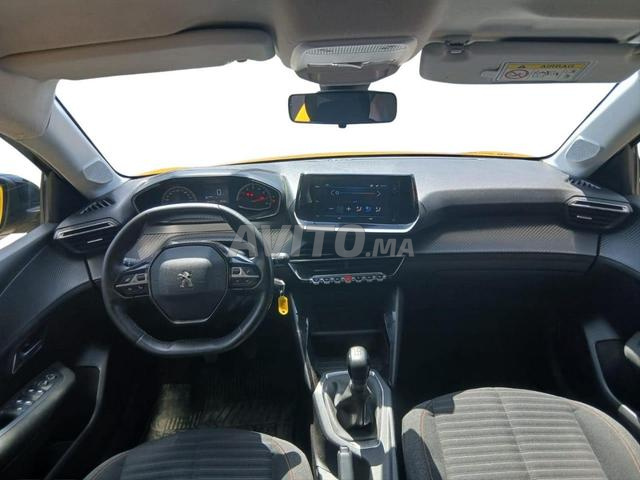 Peugeot 208 Diesel Manuelle 2023 à Casablanca - 2