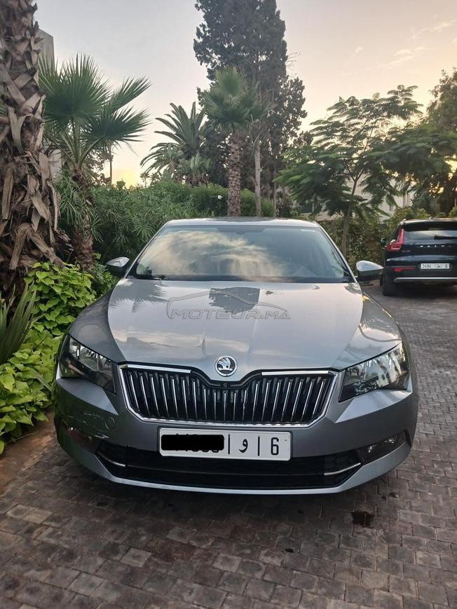 SKODA SUPERB 2019 avec 93000 KM