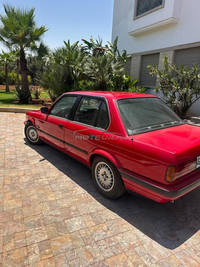 BMW 320i E30
