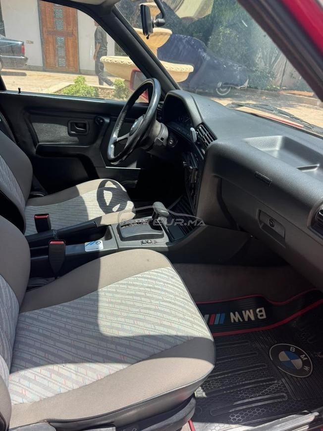 BMW 320i E30