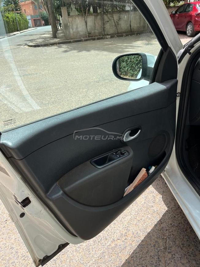 Renault Clio 3 Phase 2  Diesel  2011  1ère main 