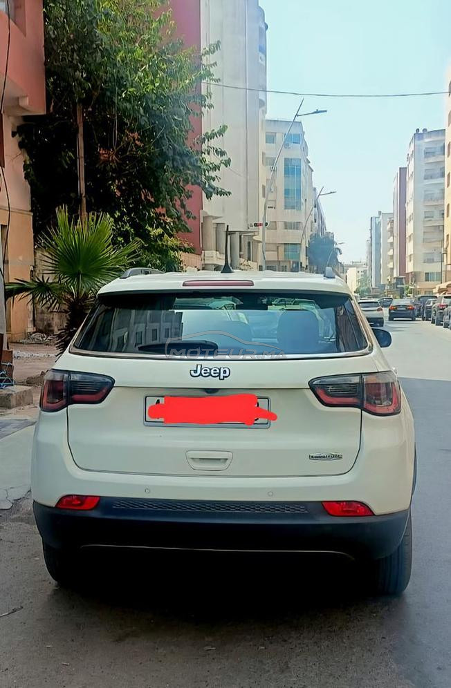 je met en vente une très belle voiture 