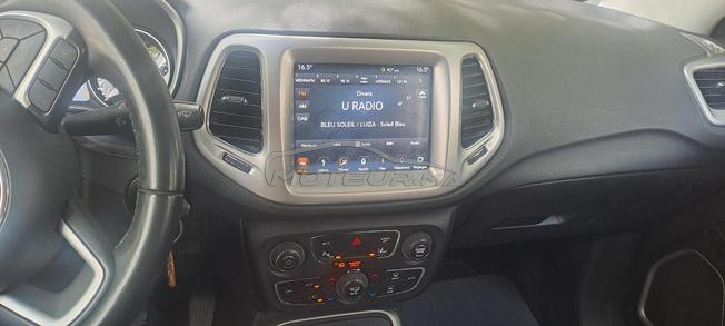 je met en vente une très belle voiture 