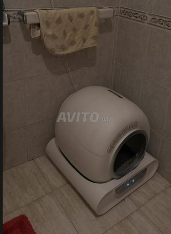 صندوق فضلات قطط أوتوماتيكي ذاتي التنظيف - 2