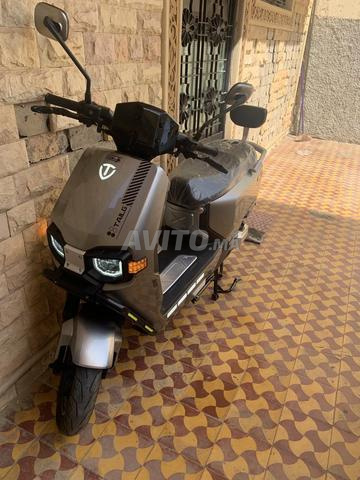 سكوتر كهربائي ذكي موديل حديث ماركة TAILG - 2