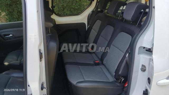 Renault Express Diesel Manuelle 2023 à Mohammedia - 2