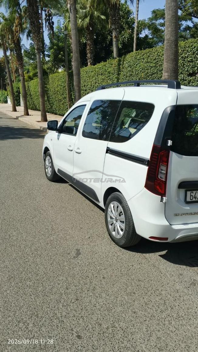 Renault Express Diesel Manuelle 2023 à Mohammedia