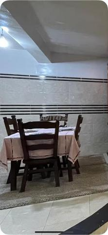 طاولة طعام خشبية صلبة - 2