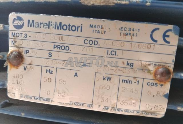 Moteur 40cv 132kg MAD Italie - 2