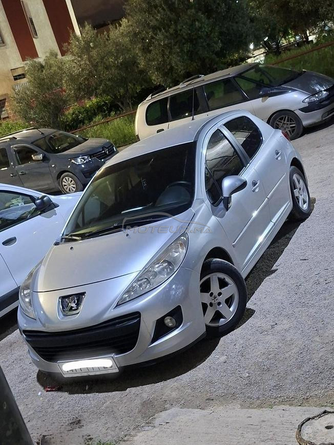 Peugeot 207 (2012)